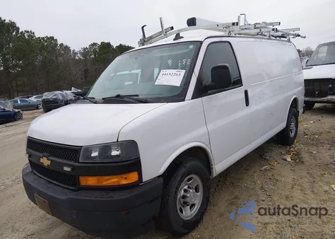2019 Chevrolet Express 2500 Work Van из США, поврежденный, VIN 1GCWGAFP1K1298085